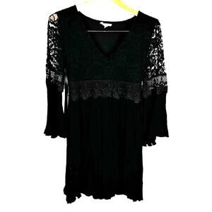 Easel Black Lace Long Sleeve A-Line V-Neck Mini Dress Size Small